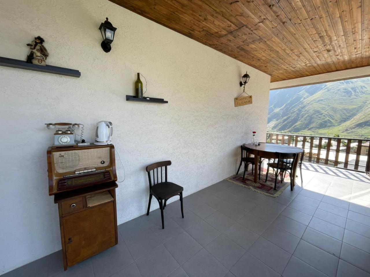 Elsada Hotel Kazbegi Room photo