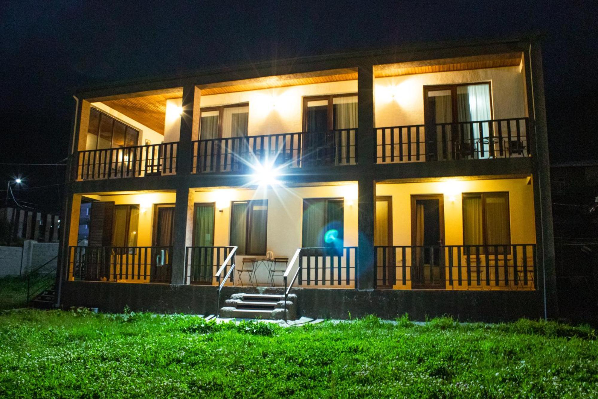 Elsada Hotel Kazbegi Exterior photo